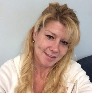 Meet your Posher, Tara lee